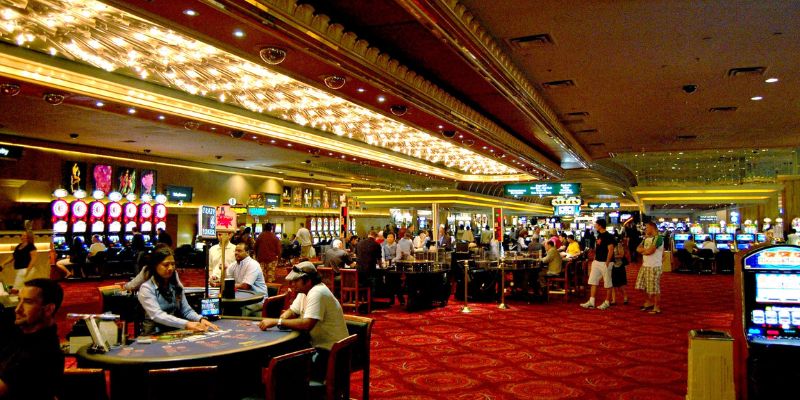 Casino luôn hấp dẫn đông đảo người chơi bởi sự sôi động